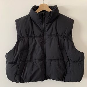 Cropped puff vest